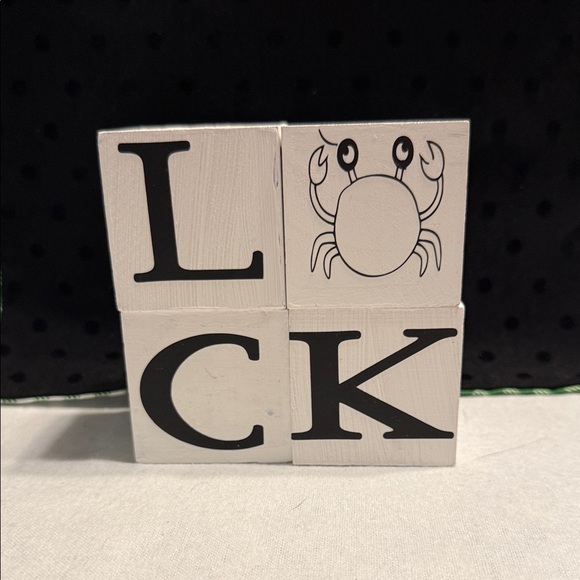 White Block Decor with 4 Designs and 4 words - Picture 7 of 13